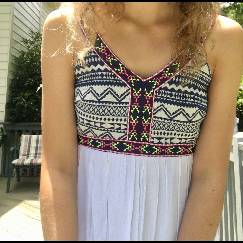 WHITE SUMMER DRESS
